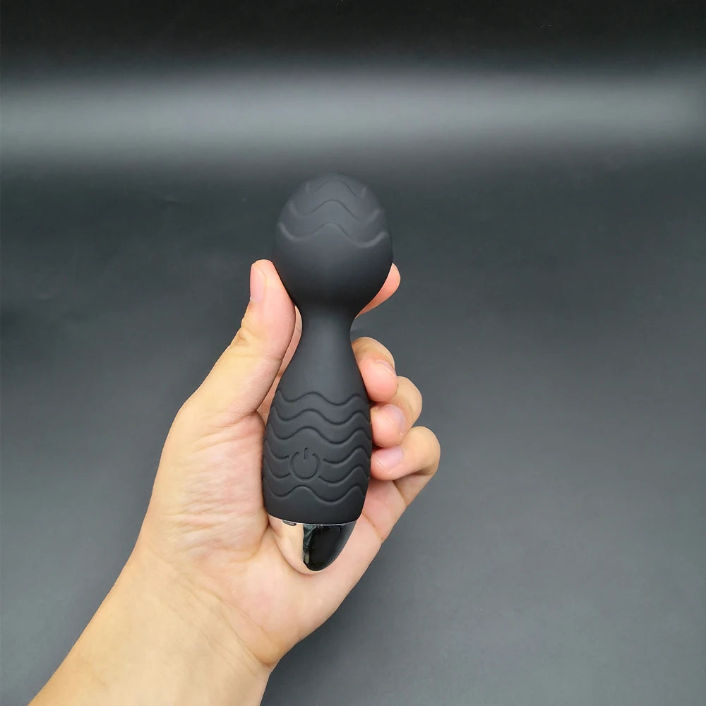 20 Pulsating Patterns and 8 Fierce Speeds Rechargeable Silicone Vibrator Sex Toy Wand Massager Clitoris Stimulator Vibrators